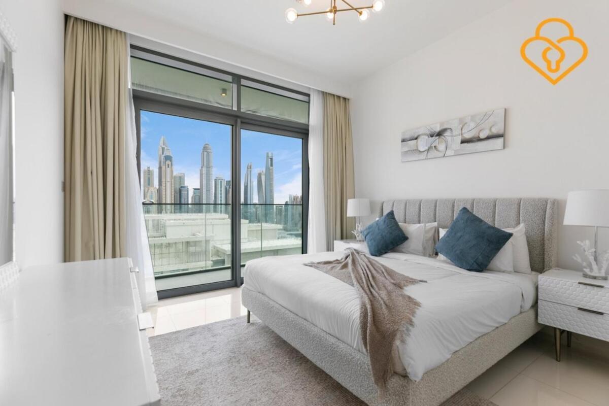 Keysplease 2 Bedroom Vista, Emaar Beachfront Apartment